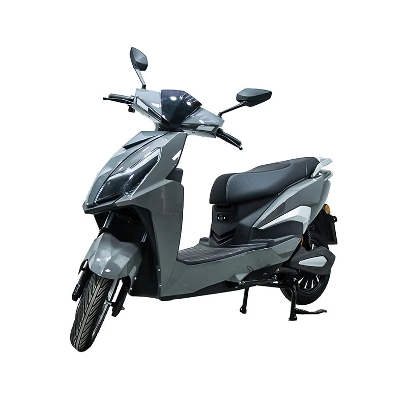 Motocicleta elétrica de 1500W com pedais de scooter de duas rodas