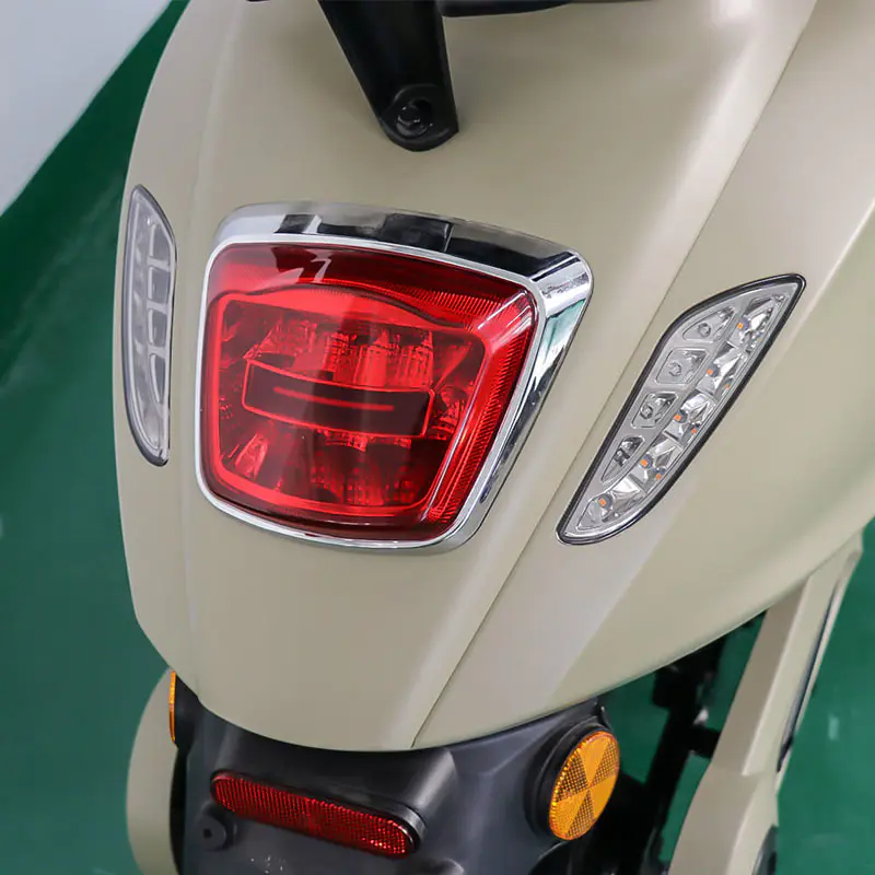 Electric Scooter 2 Wheel Vespa With High Performance